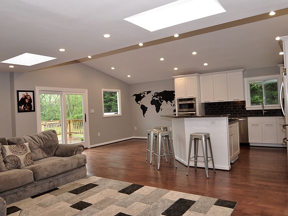 2nd image of 3104 Asher Dr