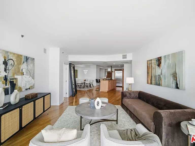 13650 Marina Pointe Dr #1603 — Photo 5