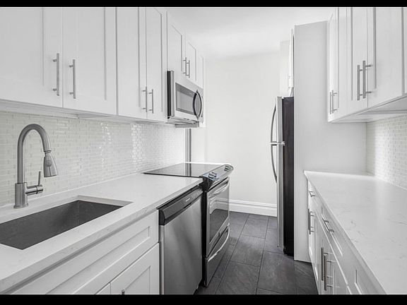 5th image of 10920 Queens Blvd APT 4J