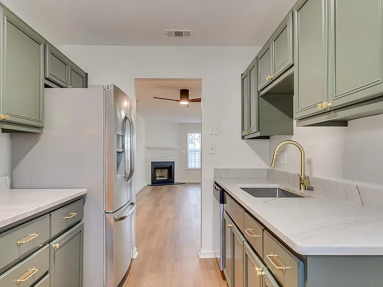 128 Barts Dr — Photo 15