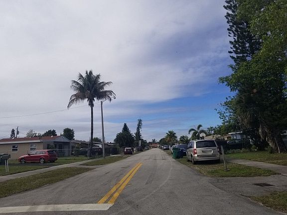 4th image of 2350 NW 208th St
