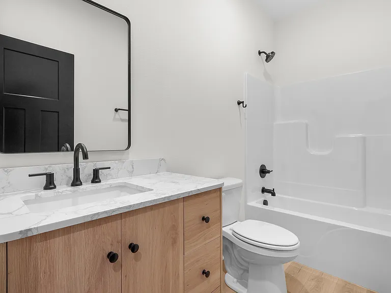 1214 NW Sproul Dr — Photo 15