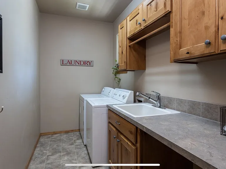 4107 E Summercrest Ct — Photo 23