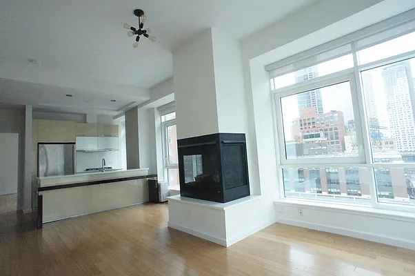 Rented by Nest Seekers International | media 38