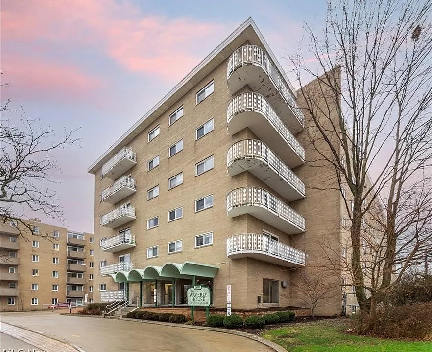 14567 Madison Ave #513