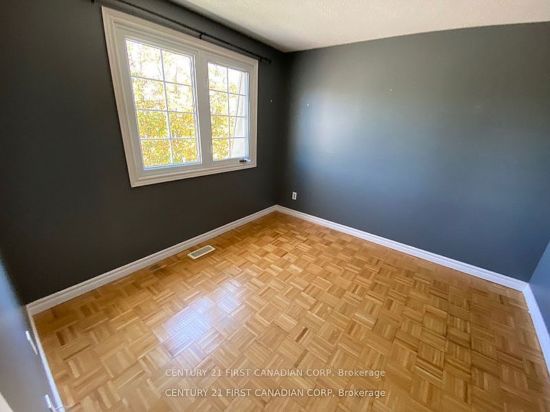 London Townhouse for rent - 3 Bedrooms — photo 4