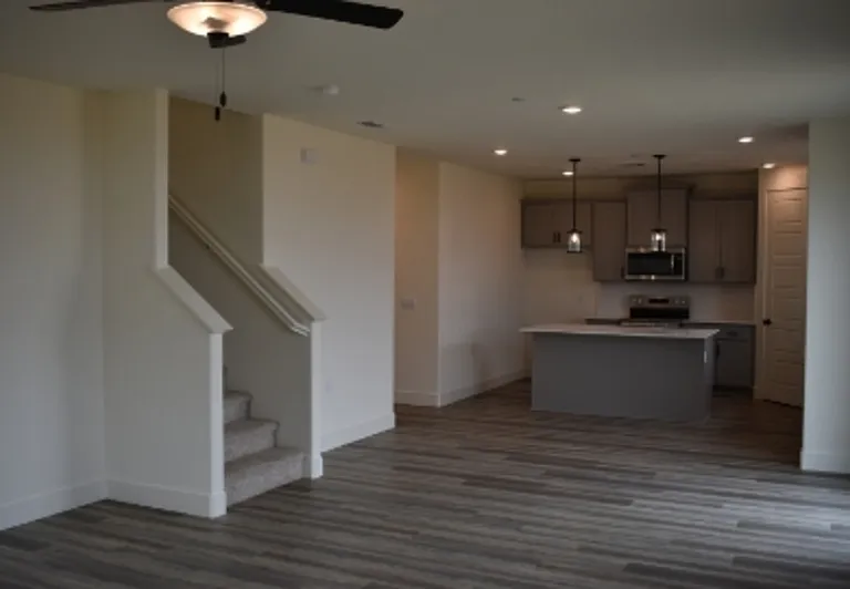 682 Stephanie Dr #2 — Photo 14