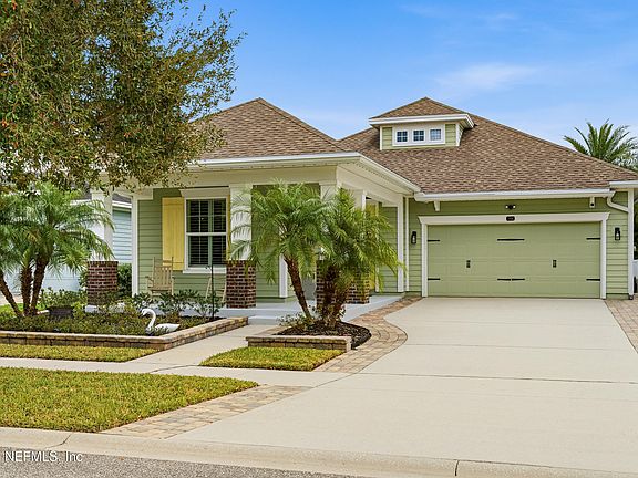 3rd image of 280 PALM BREEZE Drive