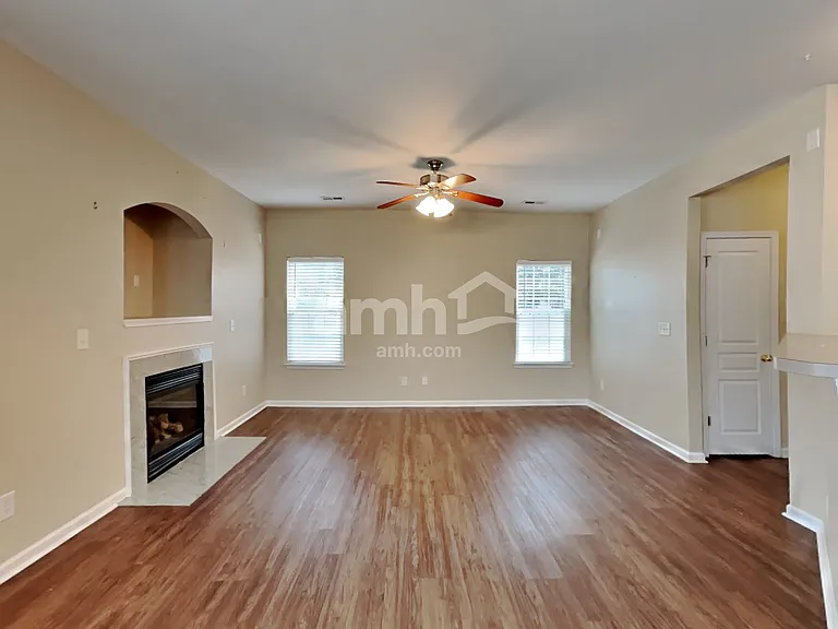 19134 Long Pond Ln — Photo 5