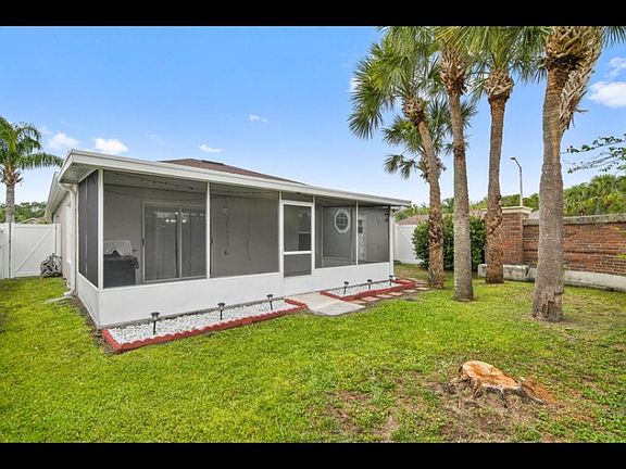 3rd image of 2980 Afton Cir