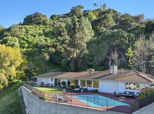 11107 Mountcastle Dr, Studio City, CA 91604