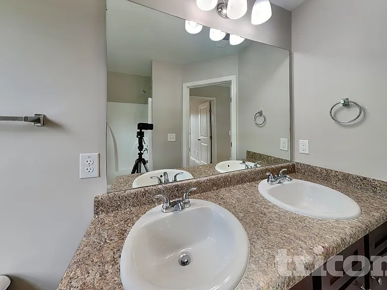 2292 Shady Dr — Photo 15