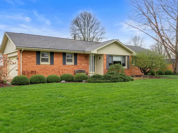 708 N Fir Tree Dr, Muncie, IN 47304