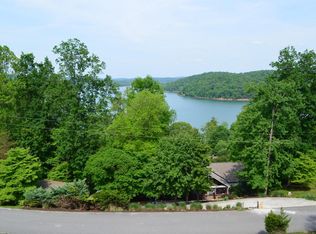 Holly Ln, La follette, TN 37766