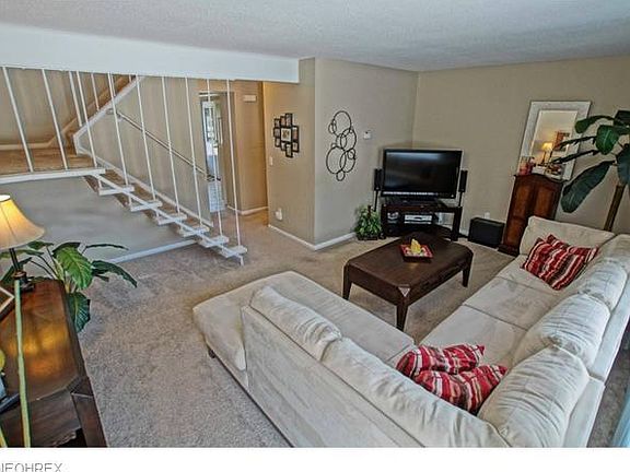 3rd image of 6400 Center St APT 68