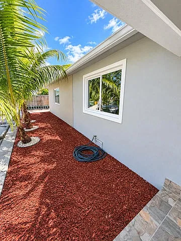 3 bed, 1897 sqft, $3,100 — Photo 3