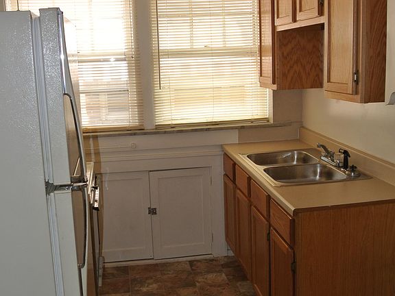 5th image of 5628 S Kingshighway Blvd Floor 2