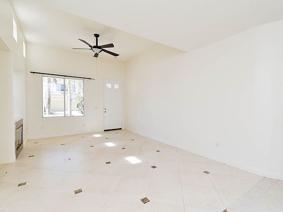 4th image of 5742 E Bottlebrush Dr