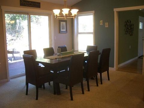 3rd image of 11 E Stonebriar Pl
