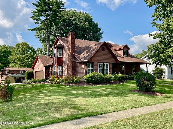 2nd image of 1828 Arboro Pl