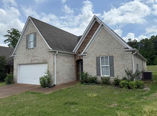 9275 Windy Meadow Ln, Cordova, TN 38016