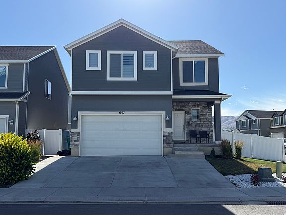2nd image of 647 N Sugar Beet Dr
