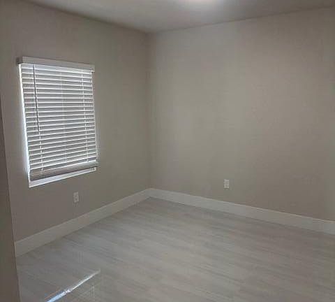 5th image of 4397 Palm Avenue