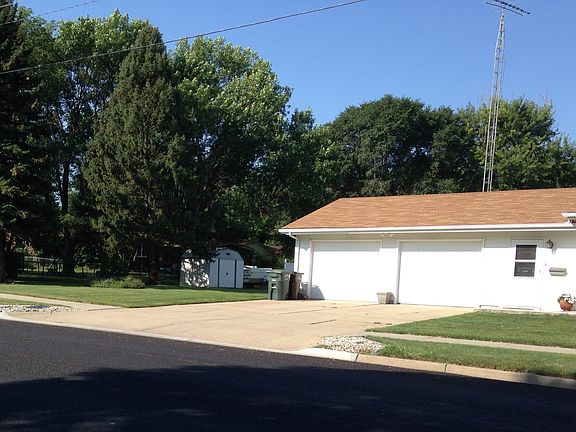 Corner lot view