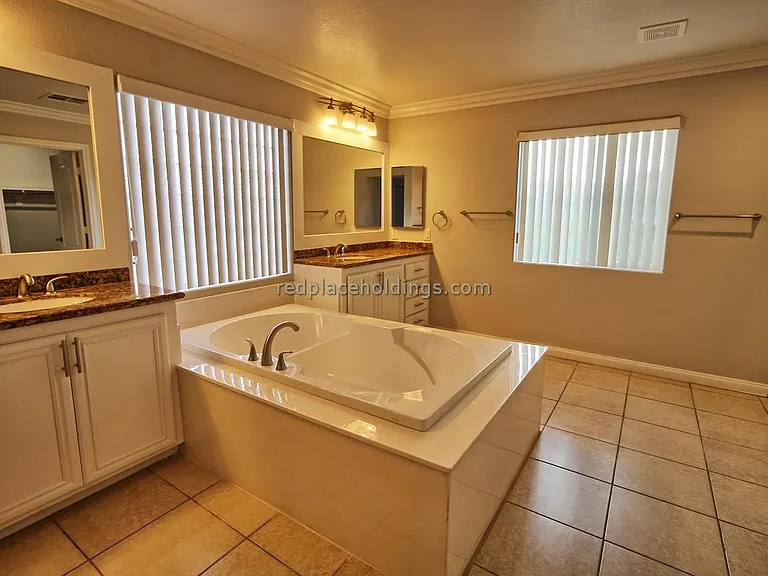 3604 Bryson Ct — Photo 15