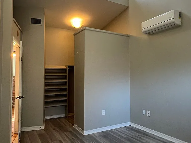 400 Atkins Rd — Photo 13