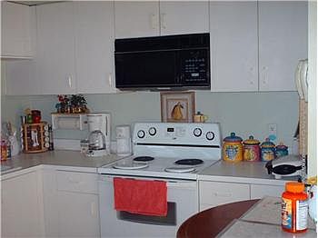 2nd image of 20 Truman Dr
