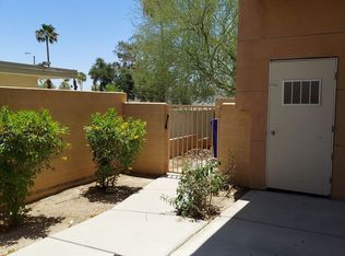 4022 E Calle De Carlos #1, Palm Springs, CA 92264