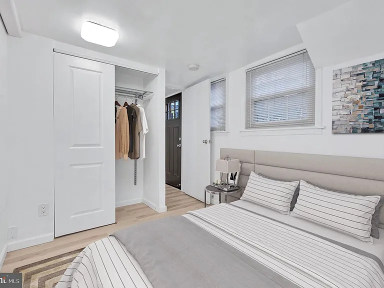 3513 T St NW #B — Photo 5