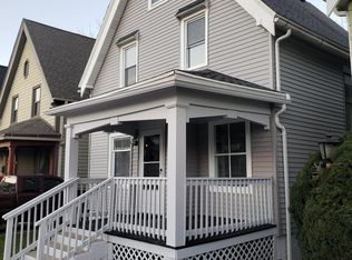 2970 S Kinnickinnic Ave, Milwaukee, WI 53207