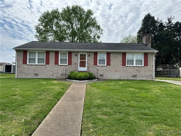 4004 Kippax Dr, Hopewell, VA 23860