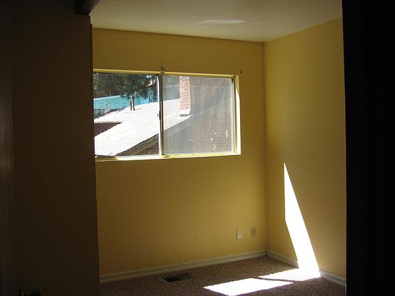 1 bedroom main level