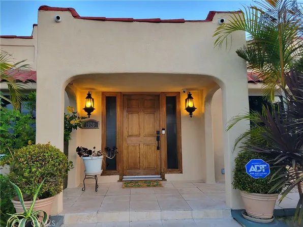1926 W 74th St, Los Angeles, CA 90047