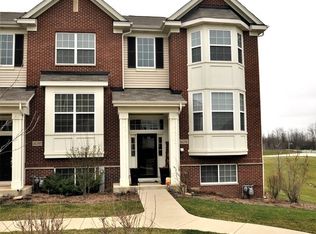 16741 Brighton Dr, Lemont, IL 60439