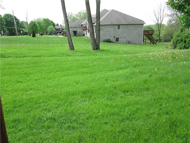 2nd image of 399 Shenango Rd