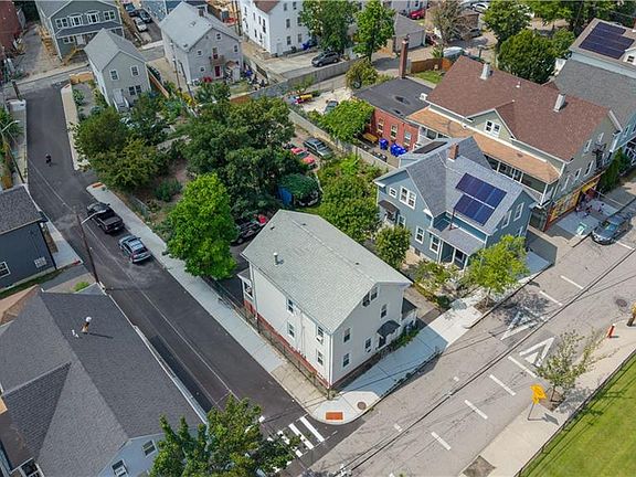 3rd image of 64 Appleton St
