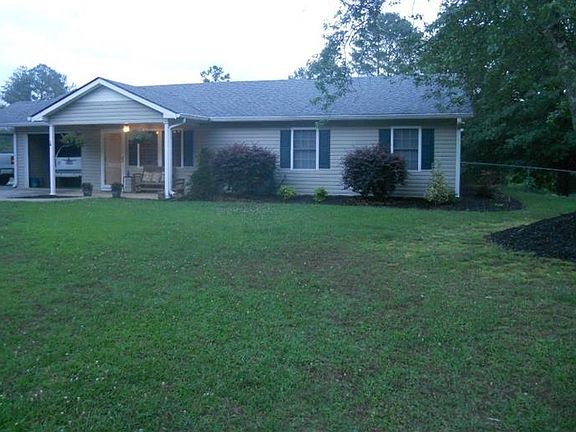 3rd image of 10 Southern Woods Dr NE