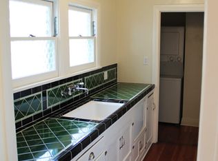 1054 N Harper Ave, West Hollywood, CA 90046