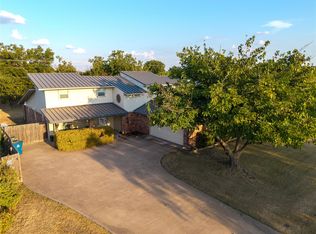 124 Freese Dr, Sanger, TX 76266