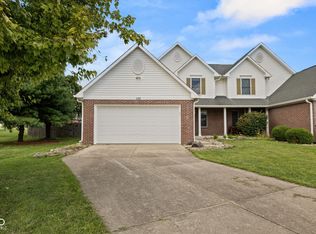 132 Grassyway Ct, Whiteland, IN 46184