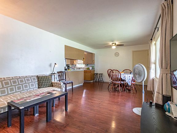 3rd image of 9919 E Mawman Ave