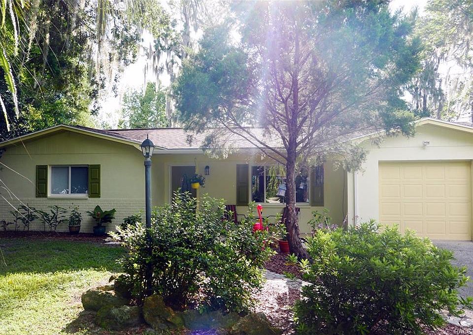 1st image of 9103 E Royal Palm Dr