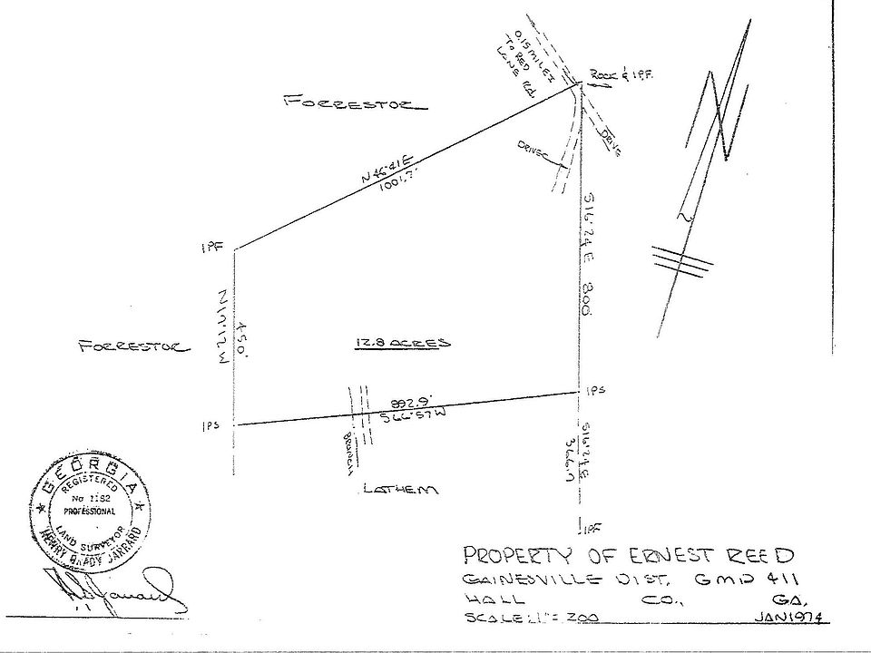 2nd image of 900 Elm Grove Ave