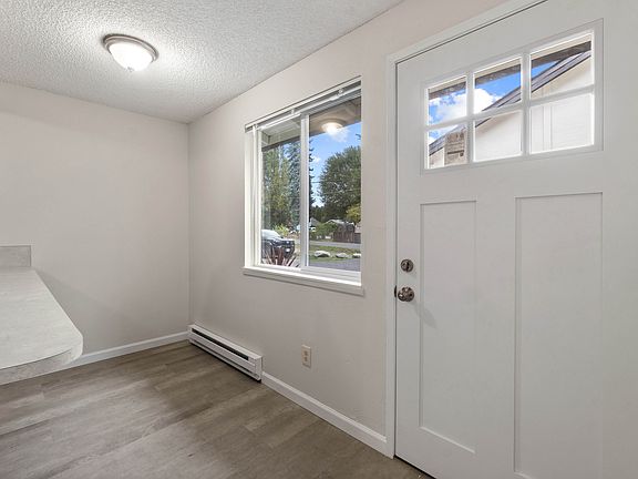3rd image of 325 N 29th Ave