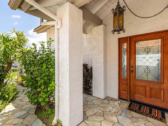 3rd image of 5382 Meadowbluff Ct