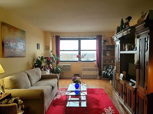 2nd image of 3960 54th St APT 8S